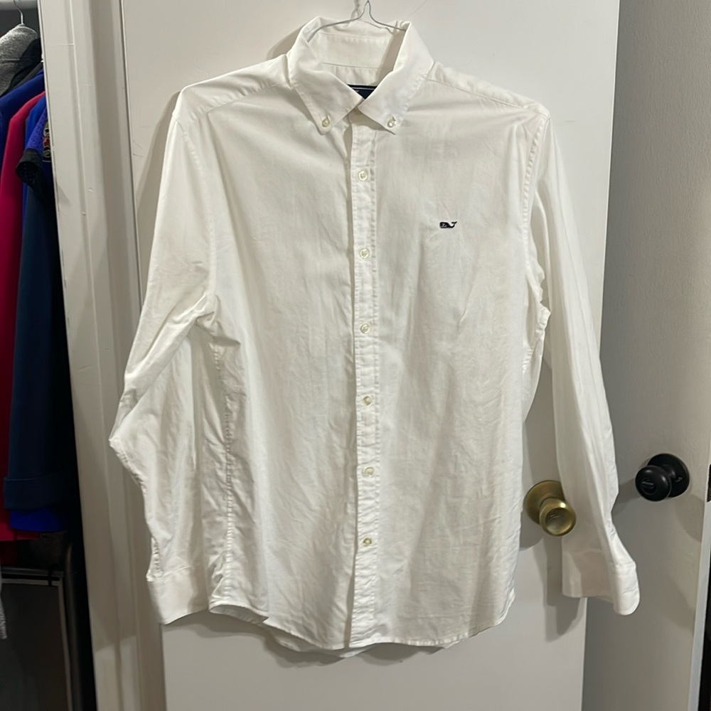 White Vineyard Vines button down size M